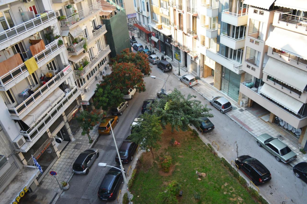 Bella Suite City Center, Parking Tesalonika Bagian luar foto